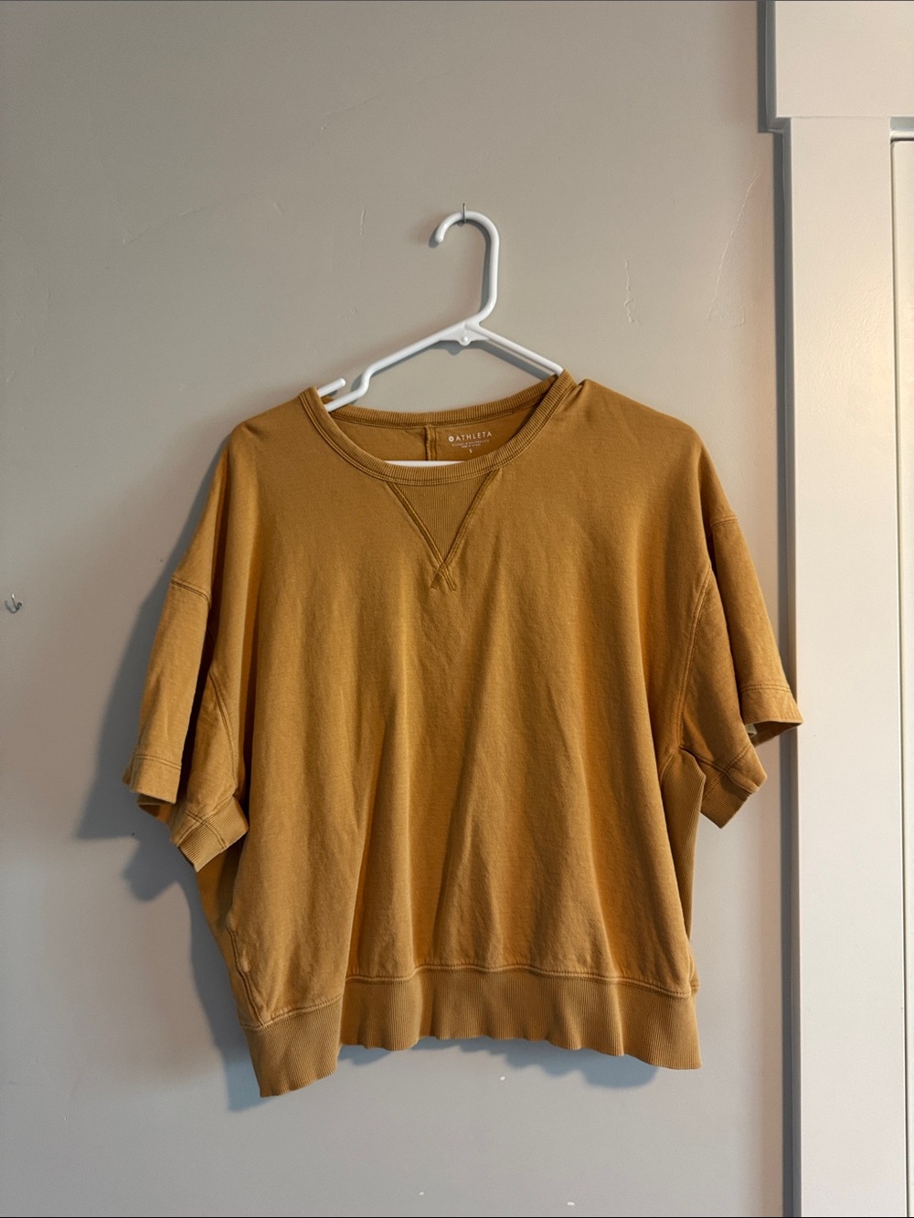 Athleta Short Sleeve Sweatshirt in Mustard Gold